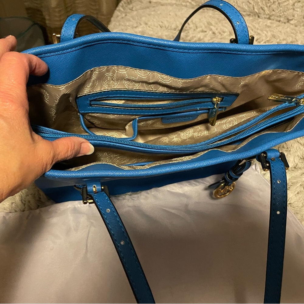 Michael Kors purse